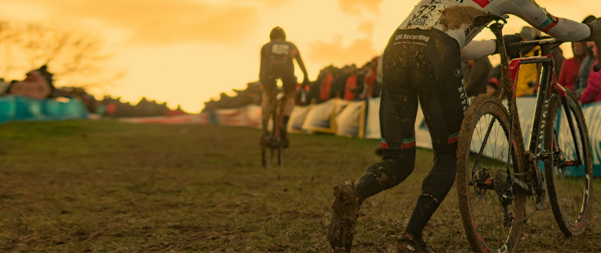 Los ases del ciclocross dominan el Tour de Flandes